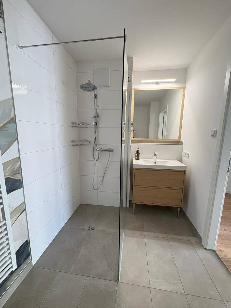 Helle 2-Zimmer-Wohnung in Hilden mit großen Fensterfronten – Hilden – Vorschaubild 7