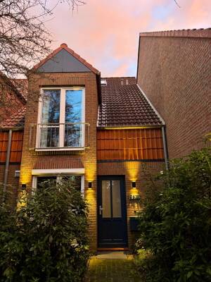 Top + modern, ganzes Haus mit Garten möbliert zu vermieten – 28329 Bremen – Vorschaubild 3