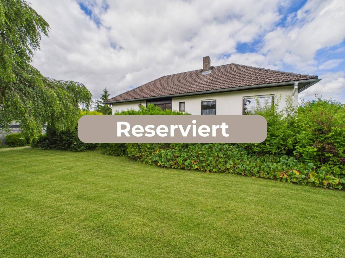 Preview: Einfamilienhaus mit Ausbaupotenzial in Salzgitter-Ringelheim auf Erbpachtgrundstück – 38259 Salzgitter – Bild 1 von 9