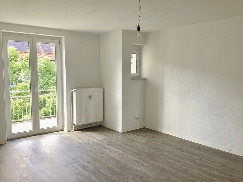 Tageslichtbad mit Wanne und Dusche – Magdeburg – Vorschaubild 3