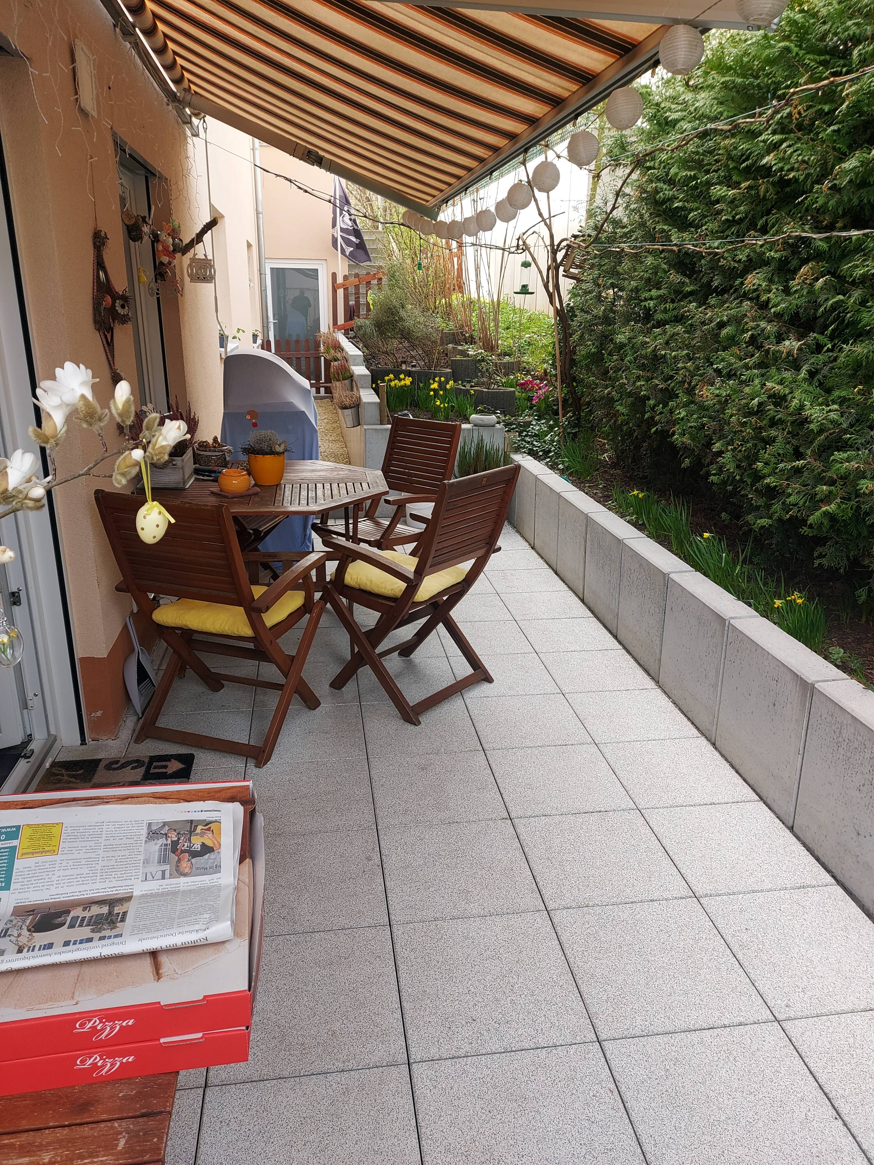 4 Zimmer Wohnung mit Garage und eigene Garten