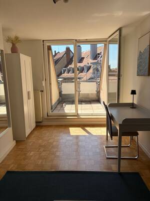 Großes WG-Zimmer mit Balkon (28 m²) in 2er-WG, Würzburger Altstadt