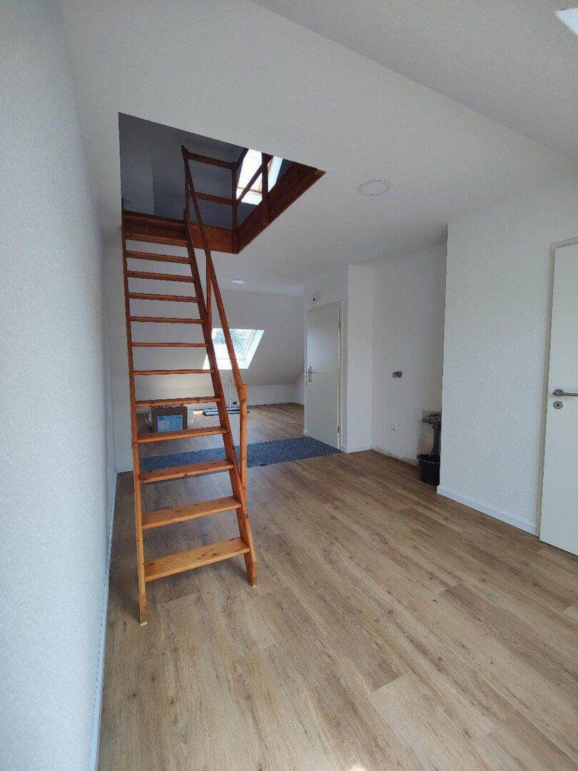 Sanierte Dachgeschosswohnung zum Wohlfühlen – Mönchengladbach – Vorschaubild 5