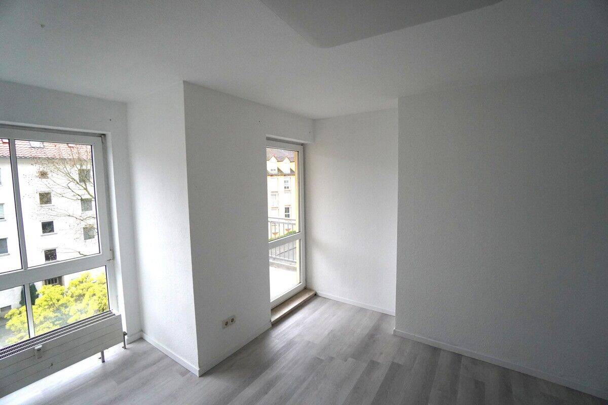 Gemütliche 1-Zimmer-Wohnung in verkehrsgünstiger Lage in Fürth – Fürth – Vorschaubild 5
