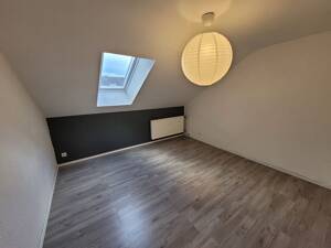 Gemütliche Dachgeschoss-Wohnung in idealer Lage für Singles und Paare! – 71336 Waiblingen – Vorschaubild 4