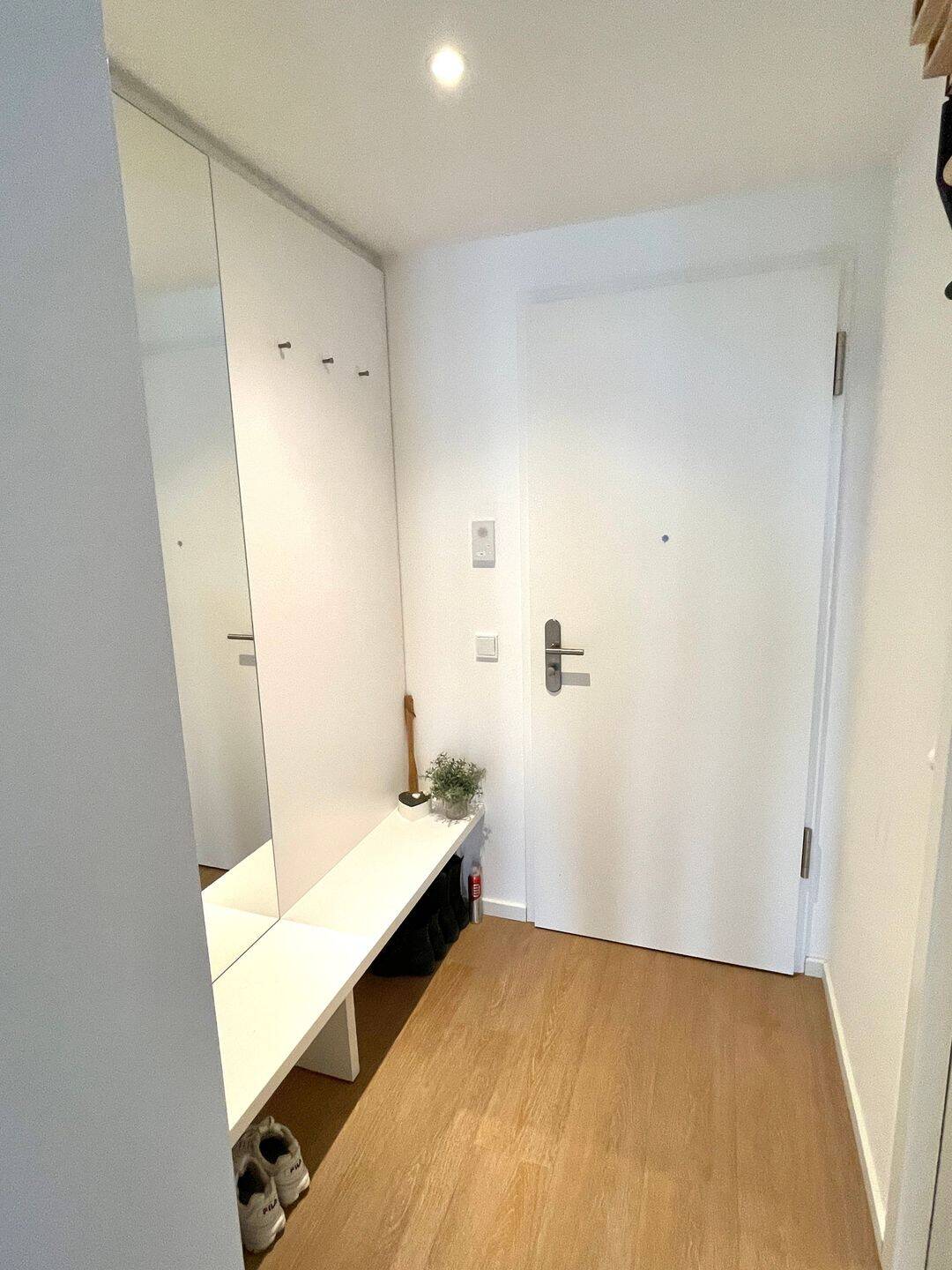 Student apartment next to the U3 Oberwiesenfeld and Olympic Park /// Studentenapartment direkt an der U3-Station Oberwiesenfeld und am Olympiapark – München – Vorschaubild 7