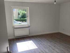 Wer will mich!? Weitläufige 3-Zimmer-Wohnung – 34128 Kassel – Vorschaubild 3