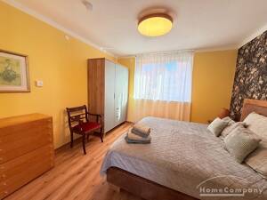 27806 HomeCompany Dresden Möbliert/Furnished 2,5-Zimmer-Wohnung mit Balkon und Terrasse in Dresden-Wachwitz max. 2 Personen – 1326 Dresden – Vorschaubild 9