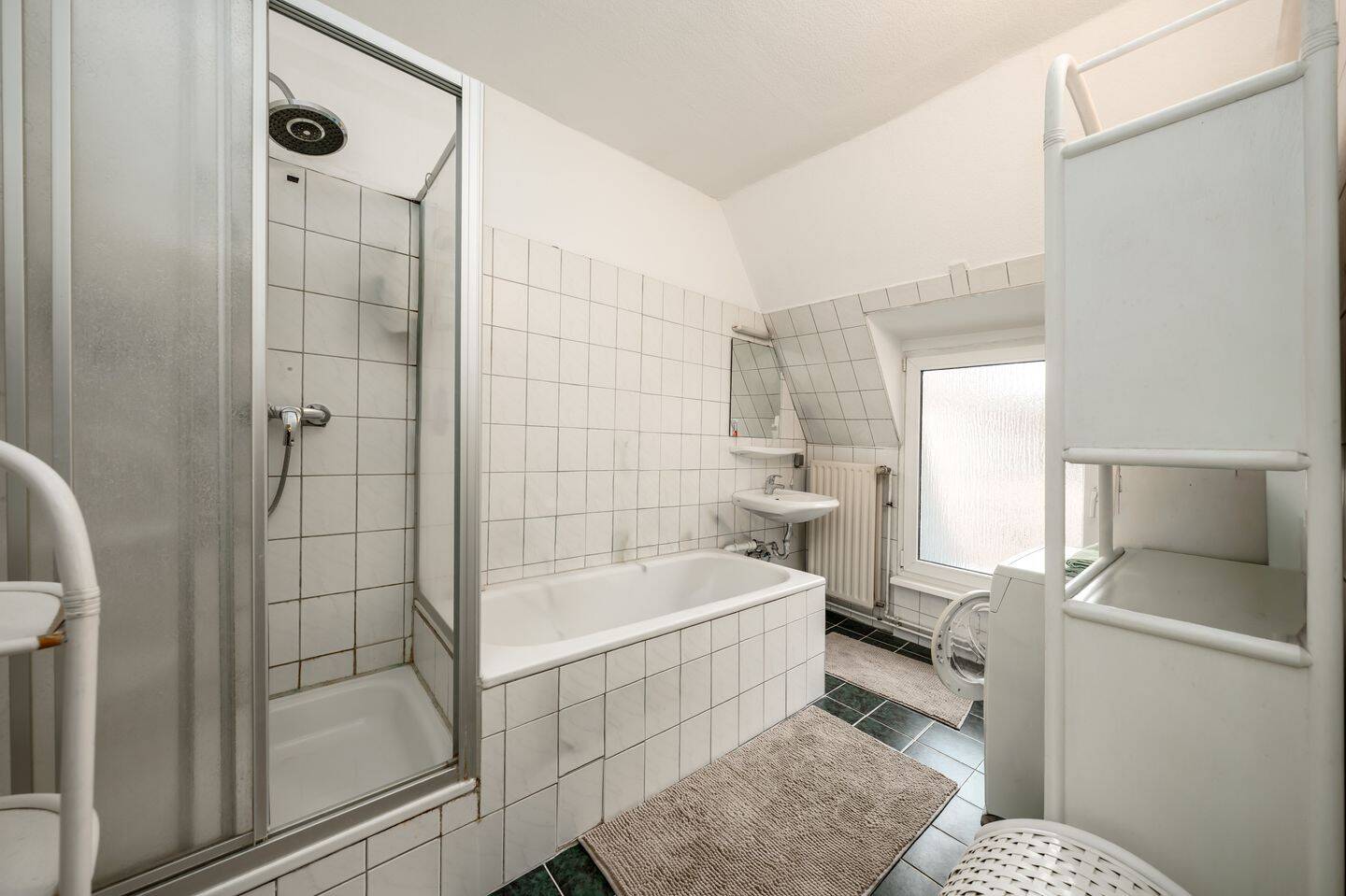 Nutzen Sie die virtuelle Tour: Vermietete 4-Zimmer-Wohnung in Berlin-Friedrichshain – Berlin – Vorschaubild 4