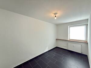 Freistehende 3-Zimmer-Erdgeschosswohnung mit eigenem Gartenbereich in Düsseldorf-Pempelfort – 40477 Düsseldorf – Vorschaubild 6