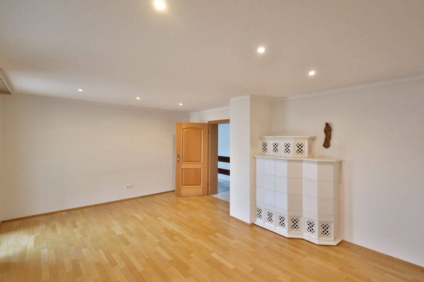 Renditestark & flexibel: Gepflegtes Mehrfamilienhaus mit Perspektive – Steinfeld – Vorschaubild 3
