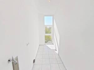 Großzügiges Raumwunder: Lichtdurchflutete 2-Zimmer-Wohnung mit Balkon in Paderborn-Dahl – 33100 Paderborn – Vorschaubild 8
