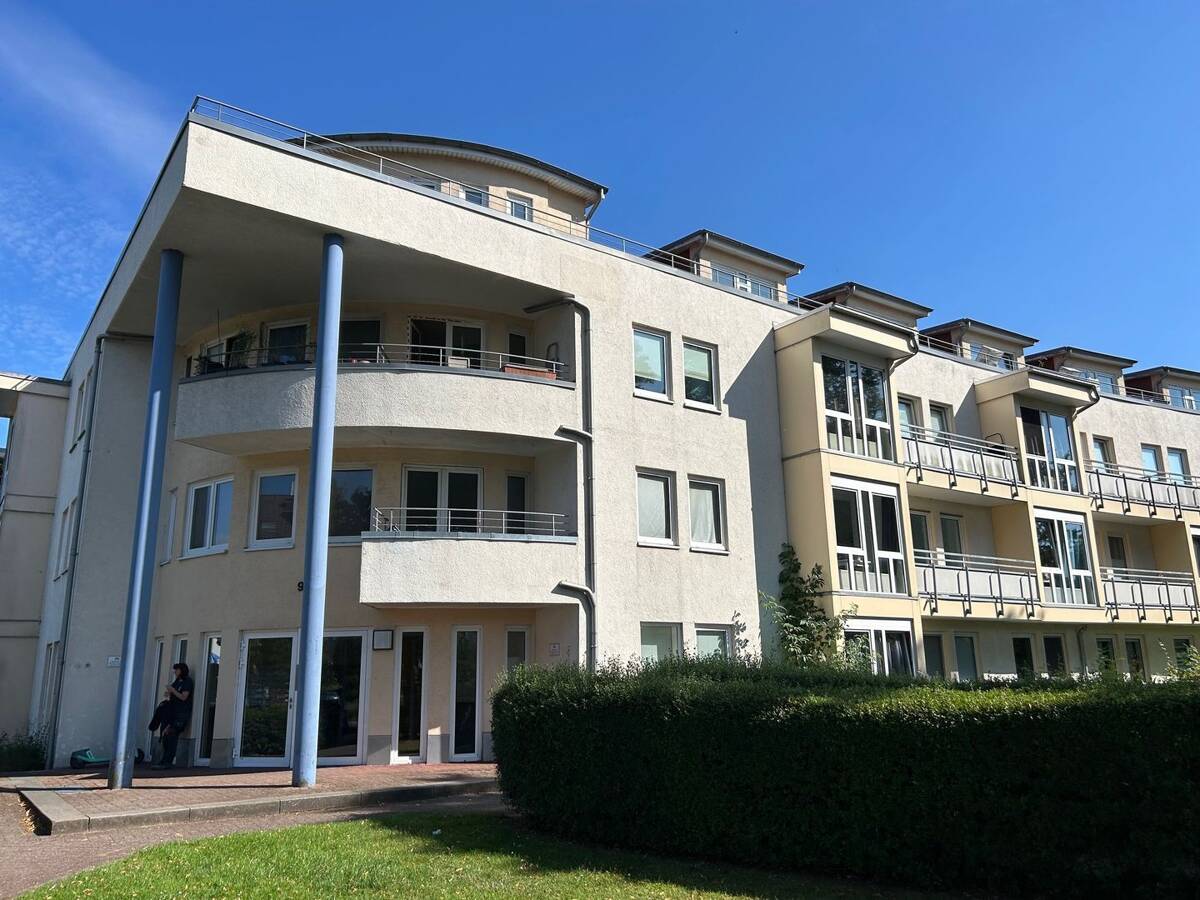 FREIE 1-Zimmer-Wohnung in zentraler Lage mit Balkon, Lübeck St. Lorenz – 23558 Lübeck – Bild 1 von 9