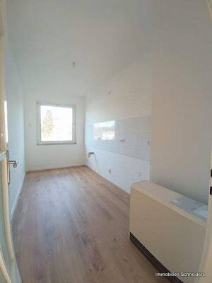 DU-Untermeiderich, Straßburger Straße 48 - Komplett sanierte 2 Zimmer-Wohnung zeitnah zu mieten !! – 47137 Duisburg – Vorschaubild 5