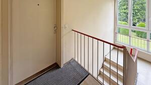 Sanierungsbedürftige 2-Zimmer-Wohnung mit Balkon und Garage: Gestalten Sie Ihr neues Zuhause nach Ihren eigenen Vorstellungen - Wentzel Dr. – 22145 Hamburg – Vorschaubild 3