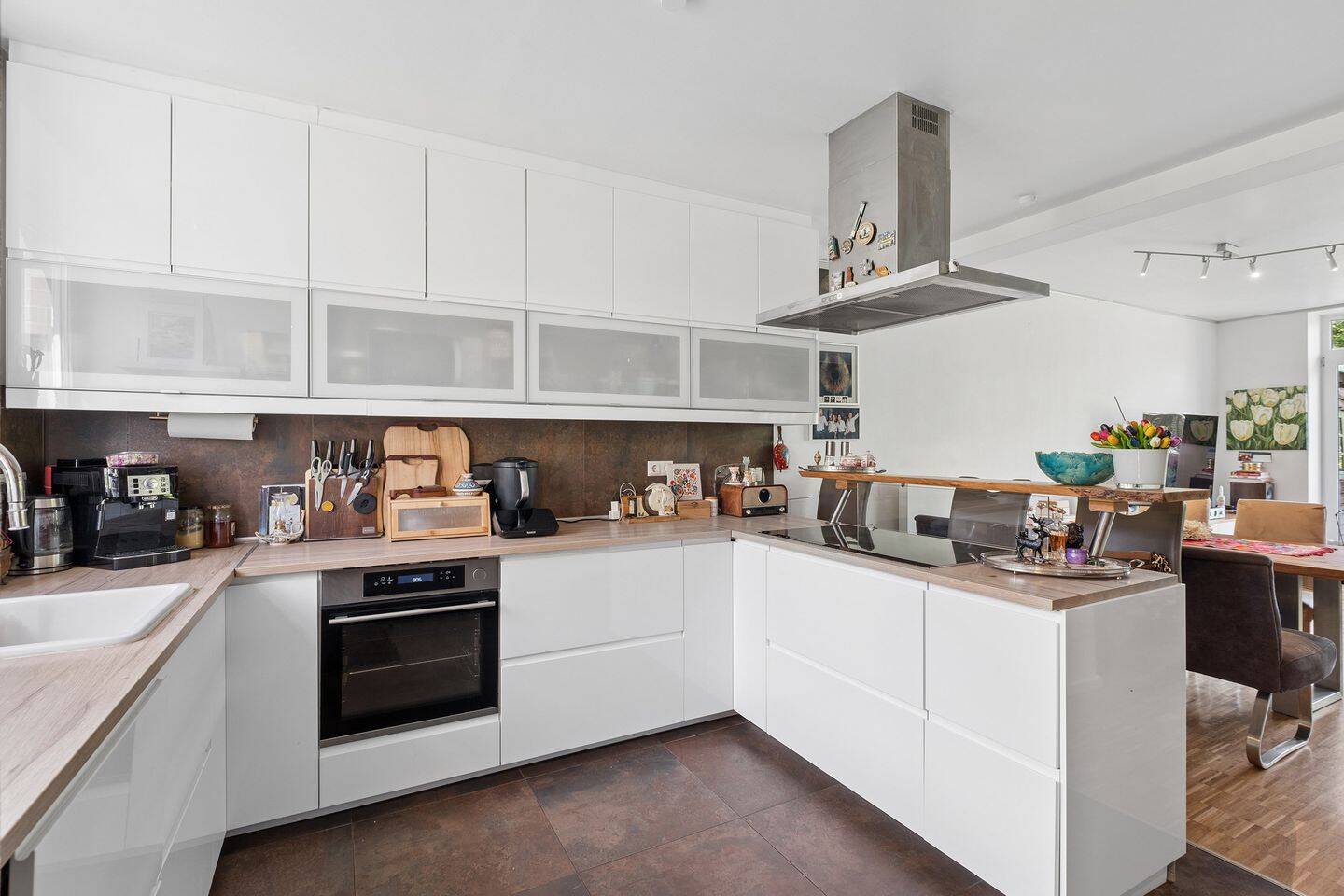 Ihr Passiv-Reihenhaus in Iserbrook - klare Architektur, hohe Effizienz. – Hamburg – Vorschaubild 2