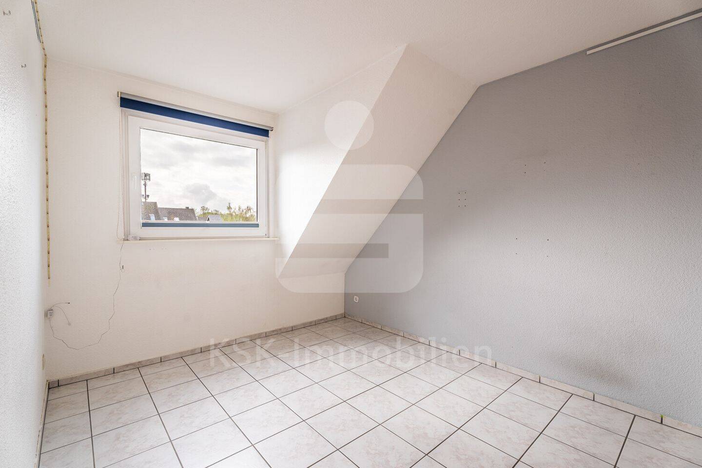 Kapitalanlage oder Eigennutzung -Geräumige 3-4 Zimmer Wohnung in guter Lage von Stammheim! – Köln – Vorschaubild 8