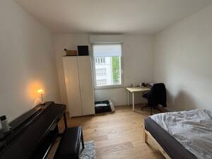 Modernes 16m^2 WG Zimmer in Mitte – 70184 Stuttgart – Vorschaubild 4