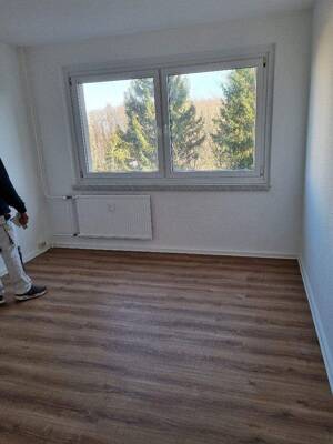 Große 4 Raumwohnung mit 2 Bädern und 2 Balkonen zum Wohlfühlen – 9123 Chemnitz – Vorschaubild 7