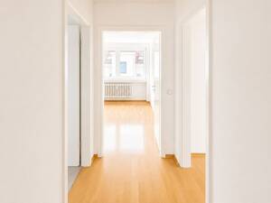 Herrlicher Ausblick! Helle 3-Zimmer-Wohnung am Oberhauser Bahnhof – 86154 Augsburg – Vorschaubild 2