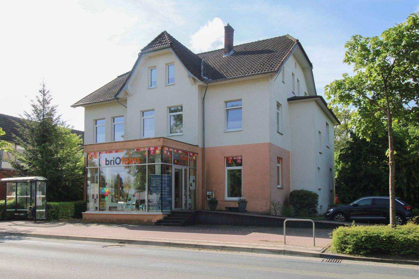 Teilvermietetes MFH mit 1 WE und 1 GE sowie Top-Potenzial in Citylage zur flexiblen Nutzung – Wittingen – Bild 1 von 9