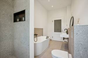 Exklusives Wohnen mit Dachterrasse und eine separate Einliegerwohnung – 10707 Berlin – Vorschaubild 7