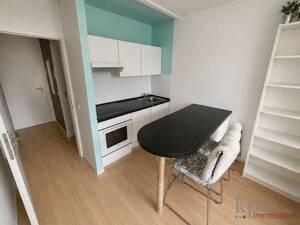 Au-Haidhausen! Ruhiges Apartment mit Balkon in Toplage! Erbbaurecht! Vermietet! – 81669 München – Vorschaubild 3