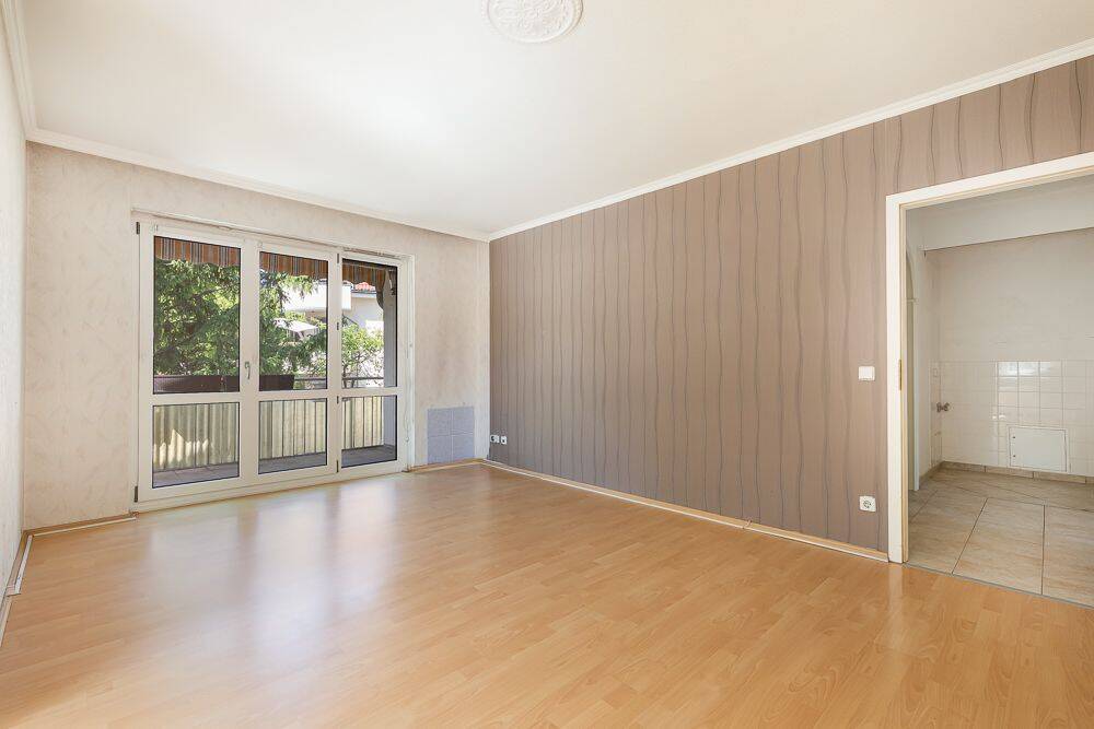 Viel Raum zum Entfalten: Helle Wohnung mit viel Potenzial und Stellplatz – Berlin – Vorschaubild 3