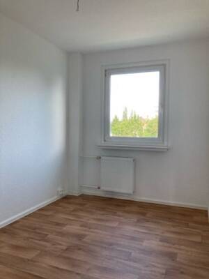 Frisch saniert im 2.Obergeschoß – 6849 Dessau-Roßlau – Vorschaubild 2