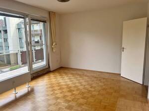 Zentral gelegene 3 Zimmer City-Wohnung mit zwei Balkonen, hell und gut geschnitten. – 40474 Düsseldorf – Vorschaubild 7