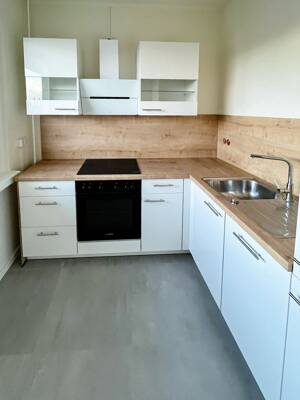 Moderne 3-Zimmer-Wohnung mit Balkon und Einbauküche in Dresden-Leubnitz-Neuostra – 1219 Dresden – Vorschaubild 1