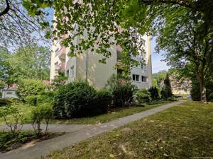 ! KEINE ANRUFE ** Frisch renovierte 2-Zimmer-Wohnung in begehrter Lage - Nähe Bahnhof Lesum ** – 28717 Bremen – Vorschaubild 3