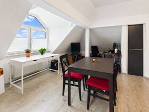 SCHWIND IMMOBILIEN - Charmante Dachgeschosswohnung mit besonderem Flair in zentraler Lage – 64293 Darmstadt – Vorschaubild 6
