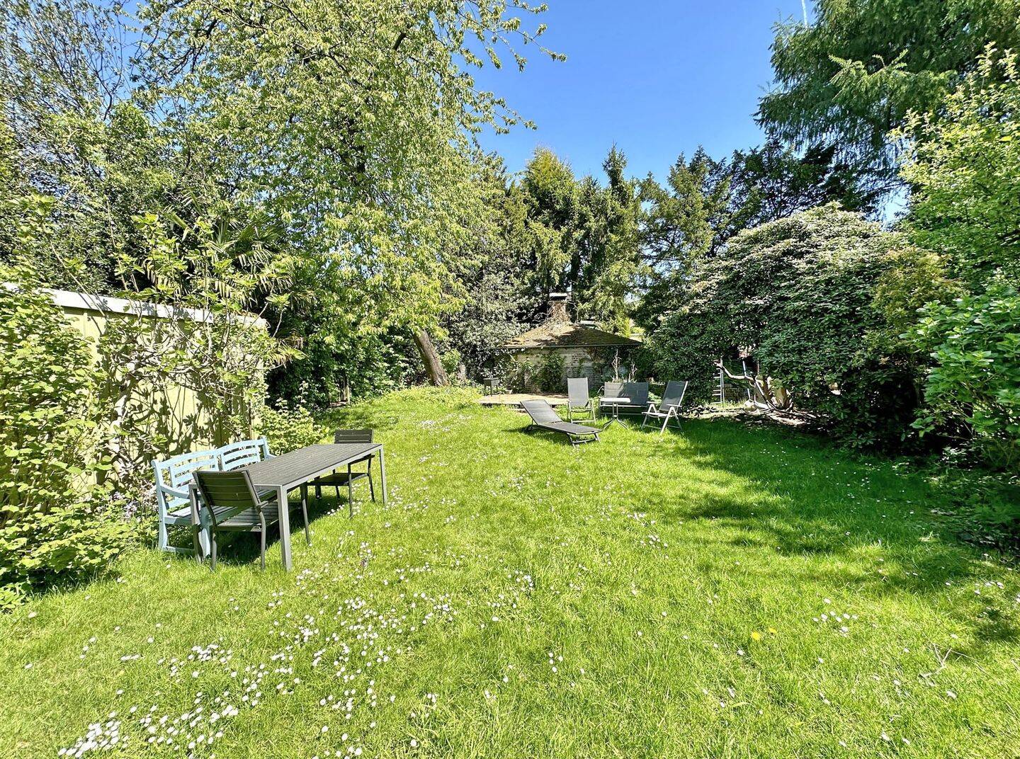 Dreifamilienhaus unweit des Schloßparks in Weitmar – Bochum – Vorschaubild 3