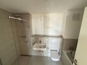 NEU! Große 2-RW mit ca. 63 qm und top Aussattung ** Balkon + EBK und mehr...! – 1159 Dresden – Vorschaubild 4