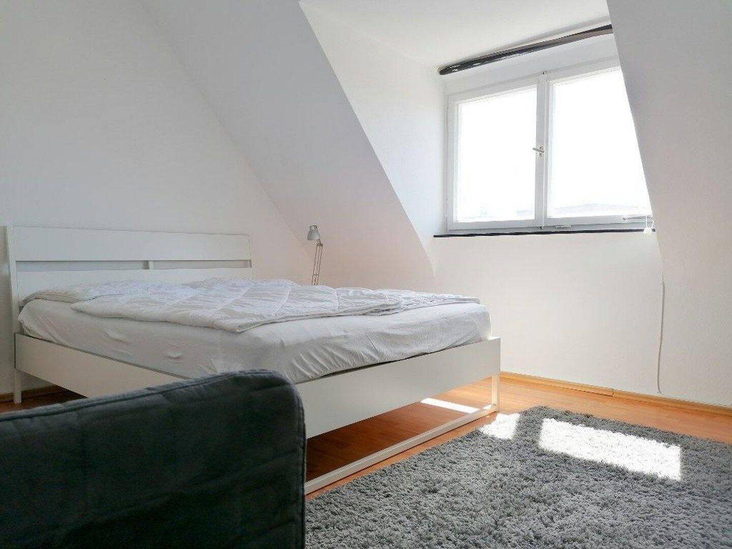 1-Zimmer Wohnung mit Balkon, Charmante in Nürnberg – Nürnberg – Vorschaubild 4