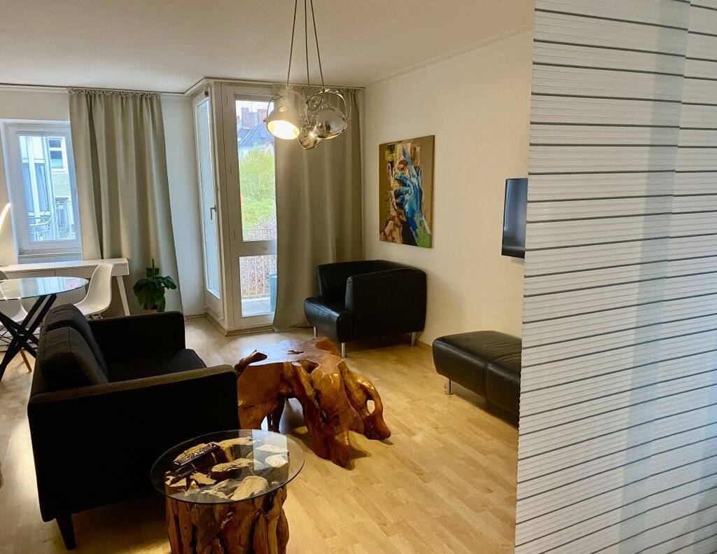 Lehel: Großzügiges Apartment - Nähe Englischer Garten