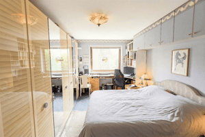 Blick ins Grüne: Bezugsfreie 2-Zimmer-Wohnung mit Tiefgaragenstellplatz in Hamburg-Rahlstedt – 22147 Hamburg – Vorschaubild 9