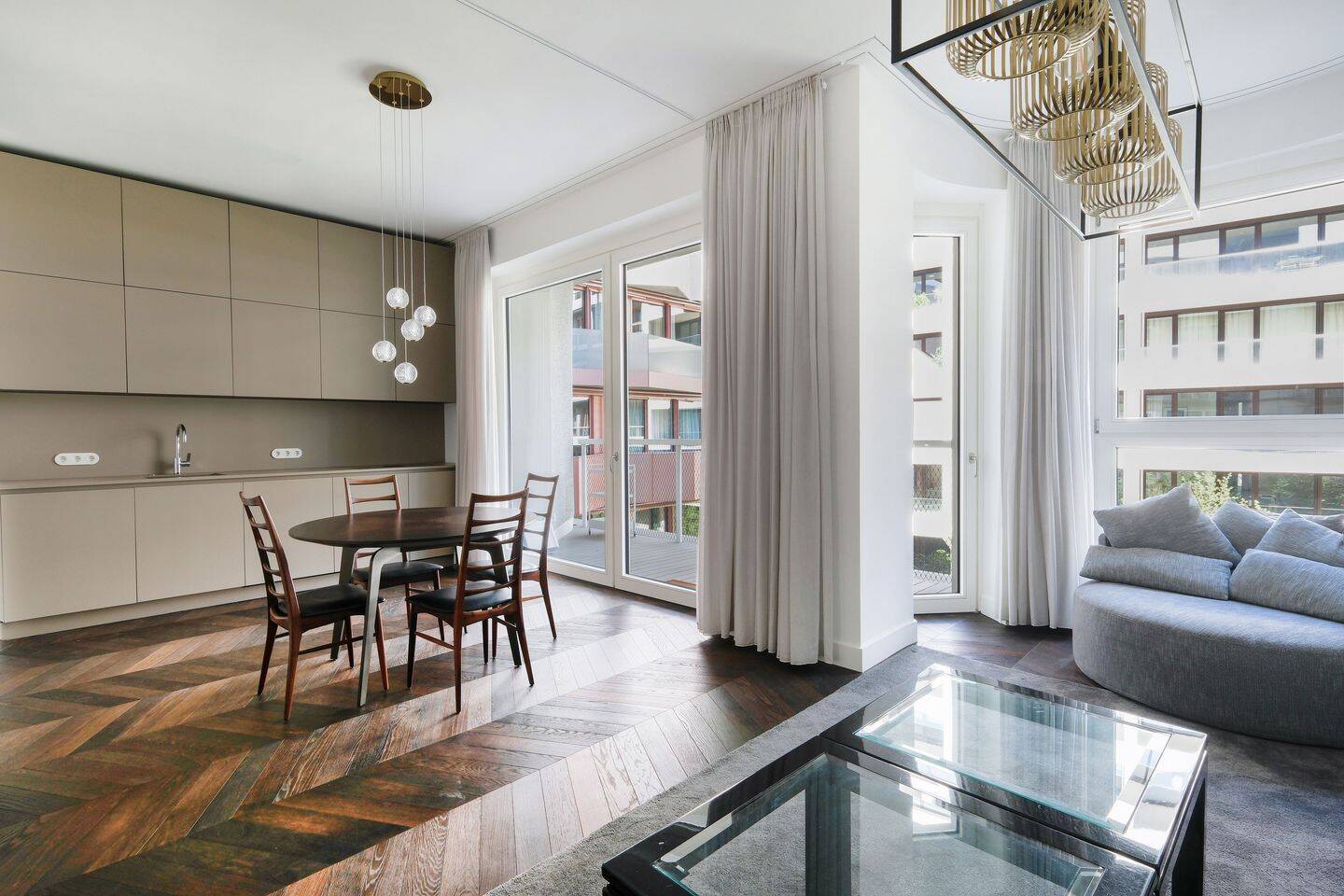 AM TACHELES - Elegante 2-Zimmer-Wohnung in Bestlage