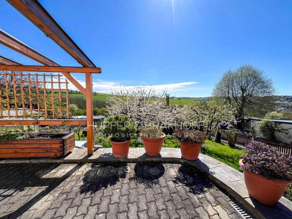 Ihr neues Familienzuhause: Gepflegtes Reihenhaus mit schönem Garten und Garage – Greiz – Vorschaubild 7
