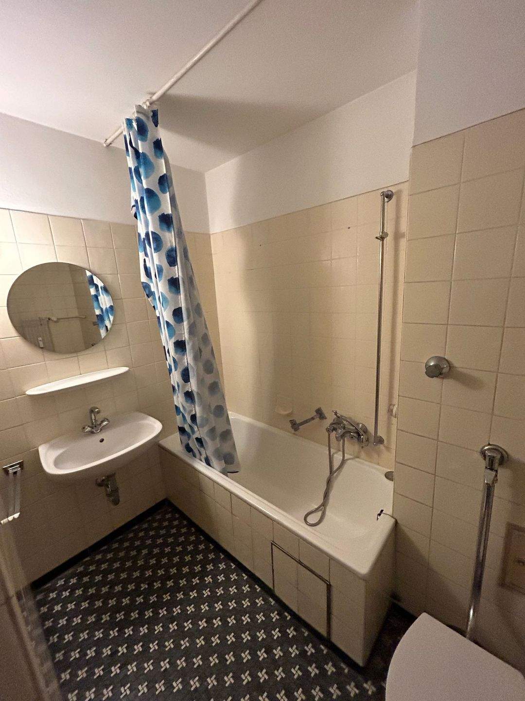 Modernes City-Appartement in Bestlage - ideal für Studenten & Karrierestarter – Nürnberg – Vorschaubild 4