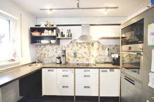 "Ein Ort der Ruhe, Eleganz und Lebensqualität" Exklusives Wohnen mit privatem Gartenensemble und überdachter Terrasse – 94032 Passau – Vorschaubild 8
