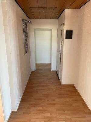 Frisch renoviertes Raumwunder! 120 m² Dachgeschosswohnung mit Traum-Balkon, Klimaanlage & Dom-Blick – 51103 Köln – Vorschaubild 7