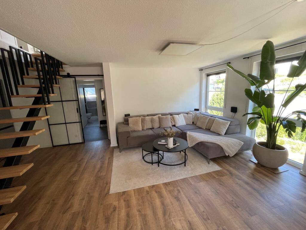 Ideale Gelegenheit! Neuwertige 2,5 Zimmer-Wohnug für tolle Ansprüche!
