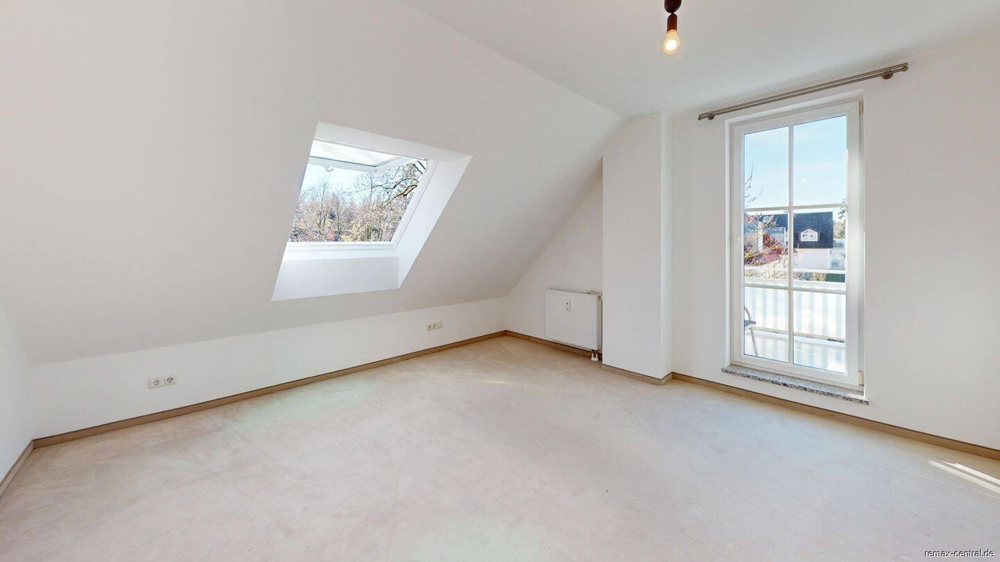 RE/MAX - Exklusive 2-Zimmer-DG-Galerie-Whg mit Terrasse in München! – München – Vorschaubild 8