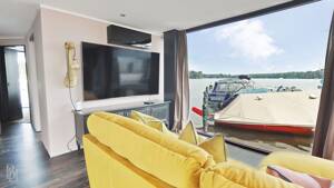 Luxuriöses Hausboot mit Skydeck und Dauerliegeplatz am Zeuthener See – 12527 Berlin – Vorschaubild 3
