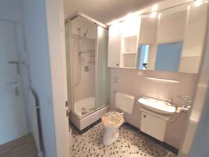 Großzügige, helle 3 Zimmer Wohnung mit Balkon, Aufzug und Stellplatz – 30179 Hannover – Vorschaubild 8