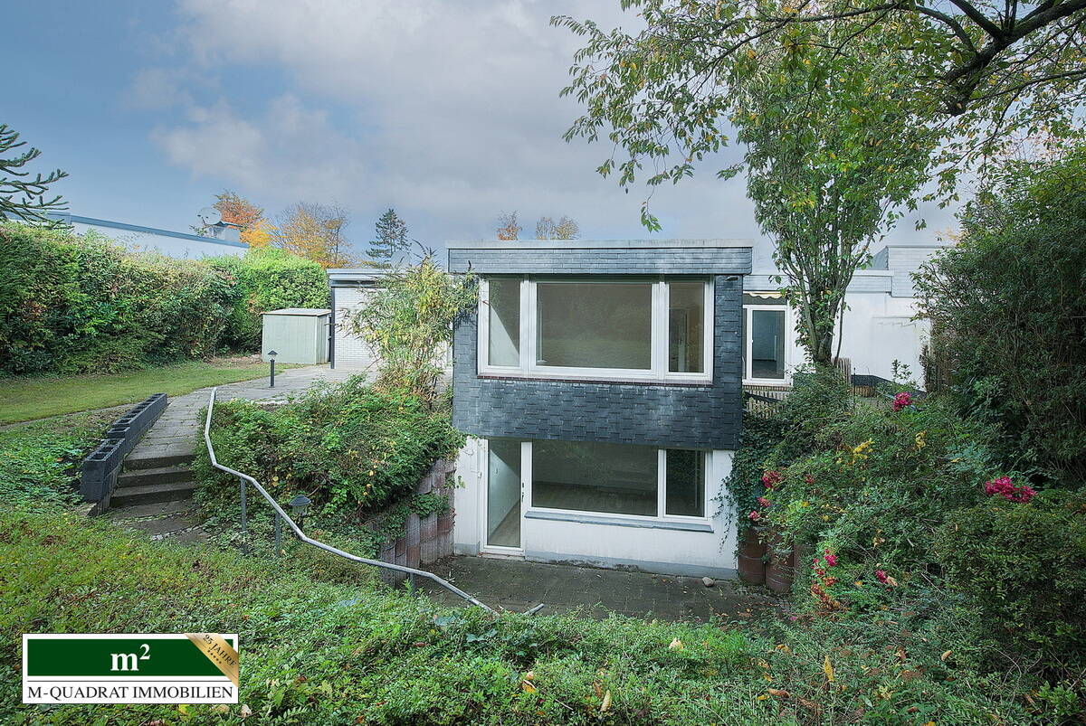 Wohnen auf einer Ebene: Winkelbungalow in solider Nachbarschaft von Vohwinkel