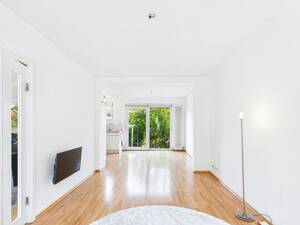 Goldene Mitte: Charmantes Reihenmittelhaus mit gepflegtem Garten in ruhiger Wohnlage von Luginsland – 70327 Stuttgart – Vorschaubild 4