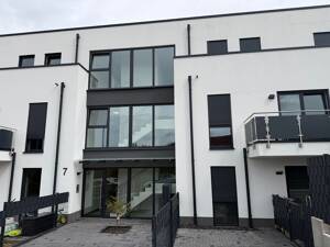4 Zimmerwohnung mit Balkon